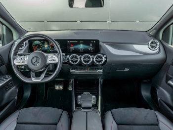 Mercedes-Benz B 250 e AMG Night Panorama Memory 360° EasyPack