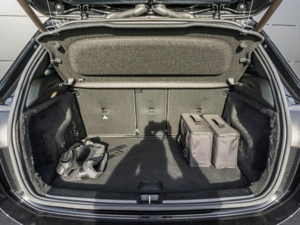 Mercedes-Benz B 250 e AMG Night Panorama Memory 360° EasyPack