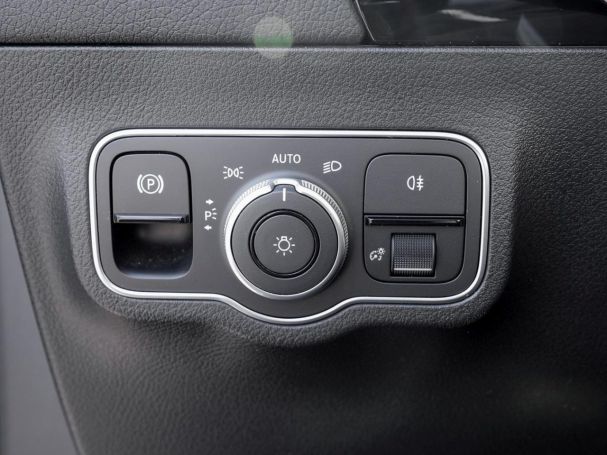 Mercedes-Benz B 250 e AMG Night Kamera EasyPack AHK SpurhalteA