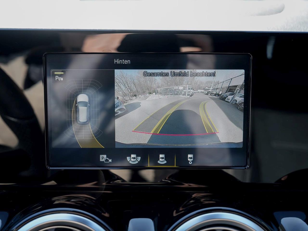 Mercedes-Benz B 250 e AMG Night Kamera EasyPack AHK SpurhalteA