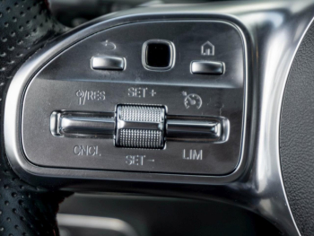 Mercedes-Benz B 250 e AMG MBUX Navi Panorama Kamera Spiegel-P