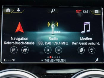 Mercedes-Benz B 250 e AMG MBUX Navi Panorama Kamera Spiegel-P