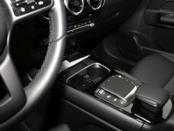 Mercedes-Benz B 250 e Style Navi Kamera Park-Paket Spiegel-P