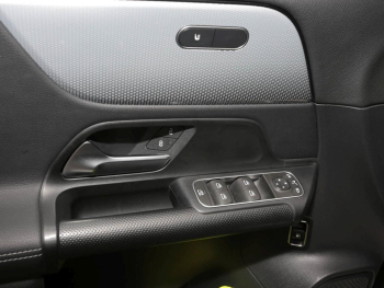 Mercedes-Benz B 250 e Style Navi Kamera Park-Paket Spiegel-P