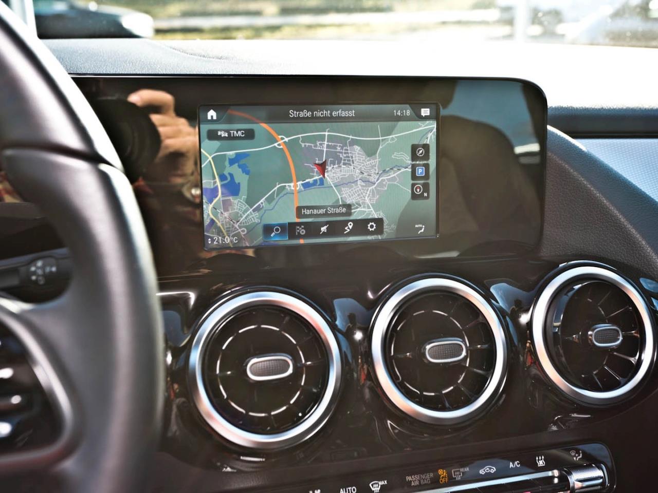 Mercedes-Benz B 250 e Style MBUX Navi AHK Kamera Park-Paket