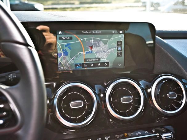 Mercedes-Benz B 250 e Style MBUX Navi AHK Kamera Park-Paket