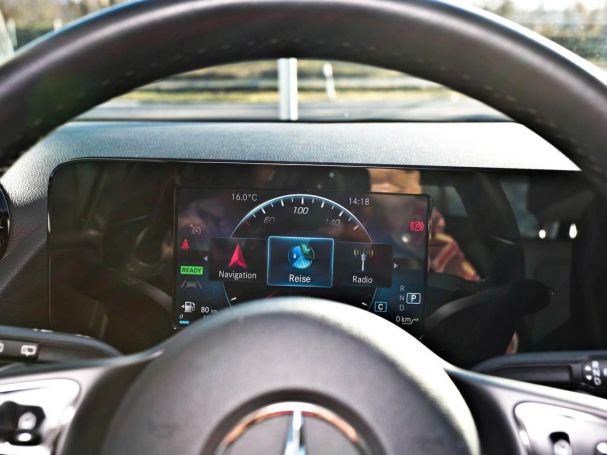 Mercedes-Benz B 250 e Style MBUX Navi AHK Kamera Park-Paket