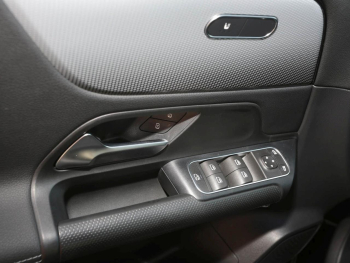 Mercedes-Benz B 250 e Style MBUX Navi AHK Kamera Park-Paket