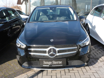 Mercedes-Benz B 250 e Style MBUX Navi AHK Kamera Park-Paket