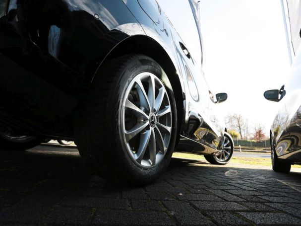 Mercedes-Benz B 250 e Style MBUX Navi AHK Kamera Park-Paket