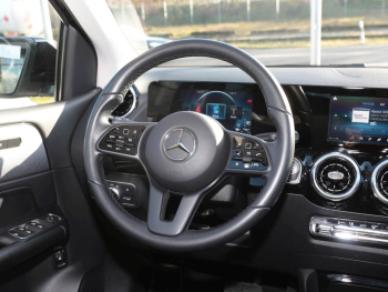 Mercedes-Benz B 250 e Style MBUX Navi AHK Kamera Park-Paket