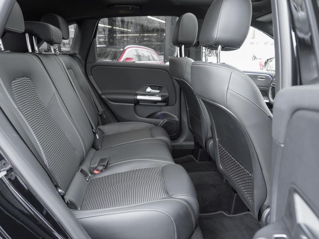 Mercedes-Benz B 250 e Progressive  Navi Panorama Kamera