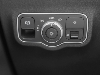 Mercedes-Benz B 250 e Progressive  Navi Panorama Kamera