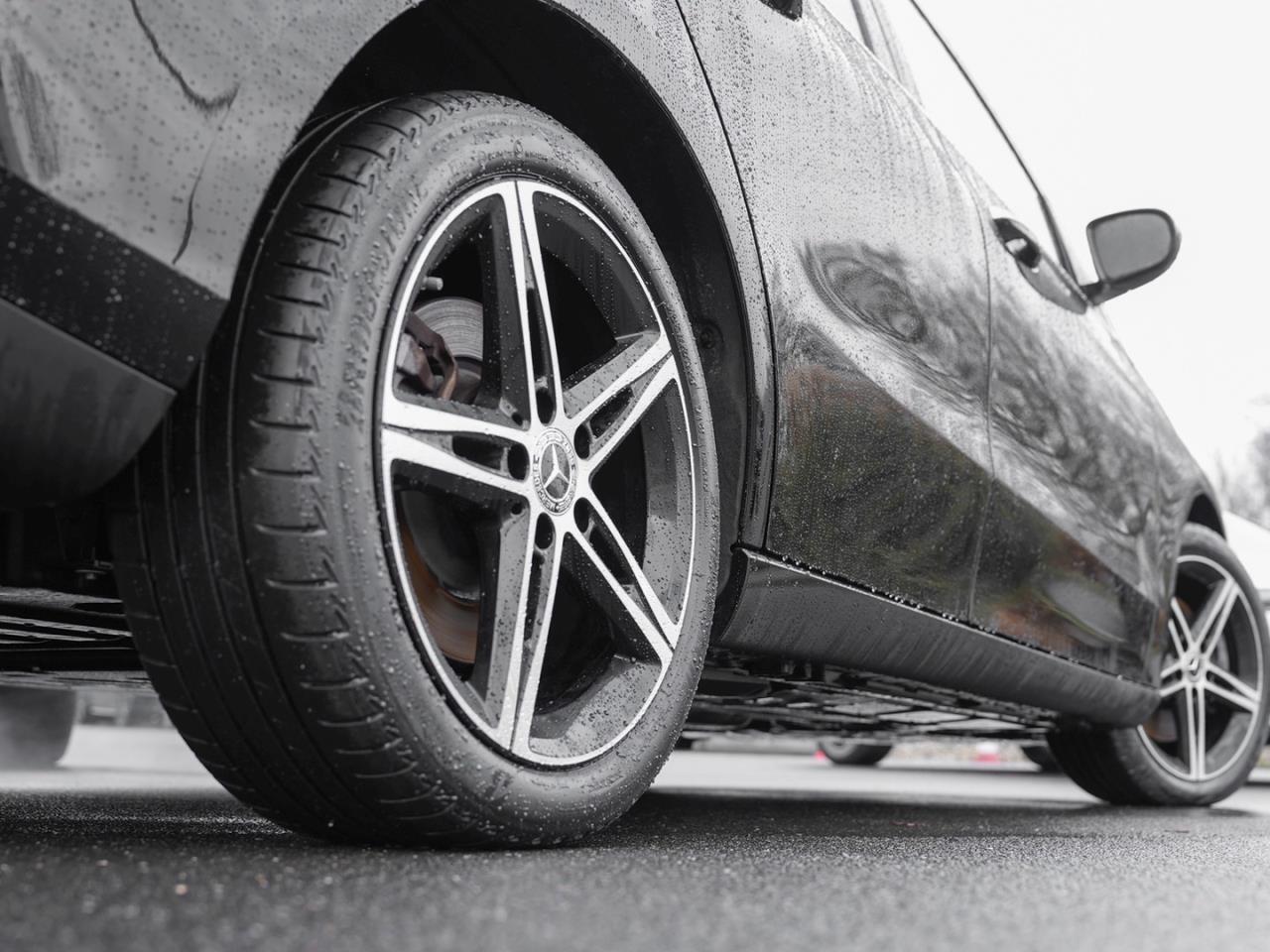 Mercedes-Benz B 250 e Progressive  Navi Panorama Kamera