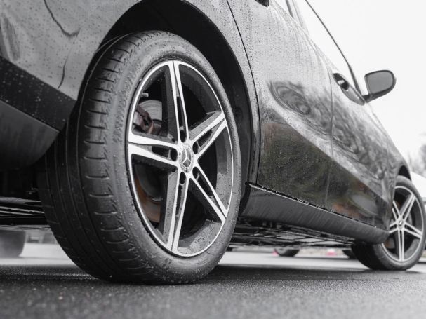 Mercedes-Benz B 250 e Progressive  Navi Panorama Kamera