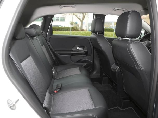 Mercedes-Benz B 250 e MBUXNavi+ Kamera Easy-Pack Spiegel-P Mercedes-Benz B 250 e MBUXNavi+ Kamera Easy-Pack Spiegel-P
