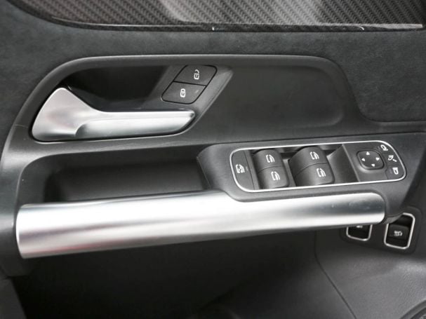 Mercedes-Benz B 250 e AMG Night MBUX Navi Panorama Multibeam