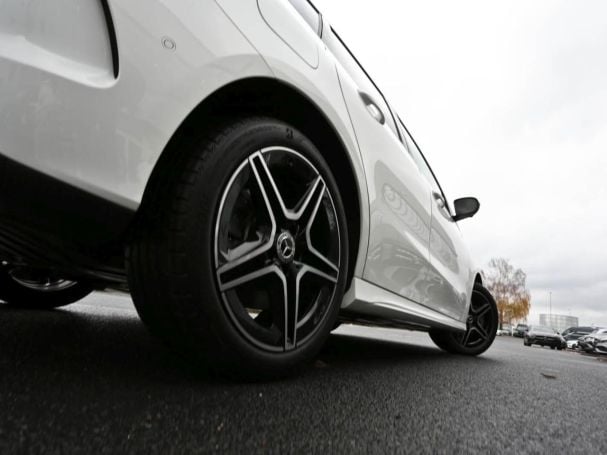 Mercedes-Benz B 250 e AMG Night MBUX Navi Panorama Multibeam