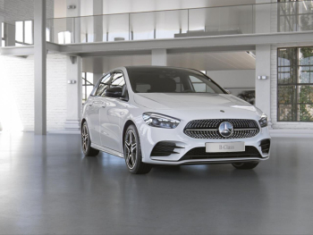 Mercedes-Benz B 250 e AMG Night MBUX Navi Panorama Multibeam