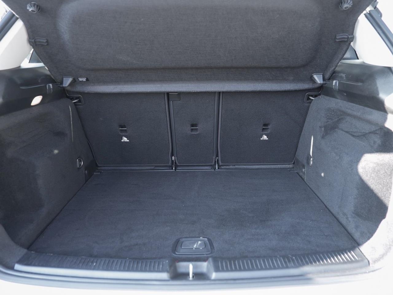 Mercedes-Benz B 250 e AMG MBUXNavi+ 360° Public Charging