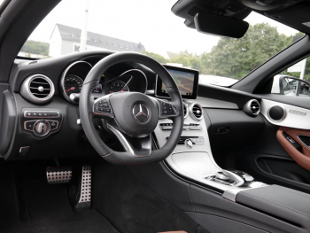Mercedes-Benz C 200 4M Cabrio AMG Comand LED Kamera Distronic+
