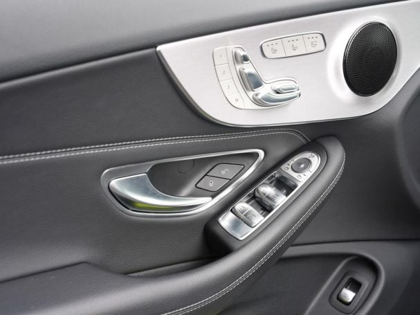 Mercedes-Benz C 220 d 4M Cabrio AMG Distronic 360° Keyless Mercedes-Benz C 220 d 4M Cabrio AMG Distronic 360° Keyless