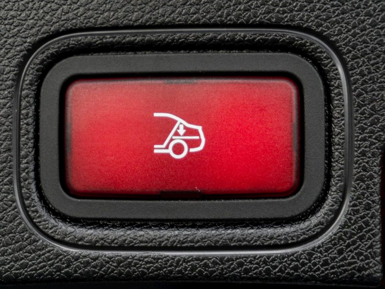 Mercedes-Benz C 300 Cabrio AMG Navi Kamera Spur-Paket Airscarf