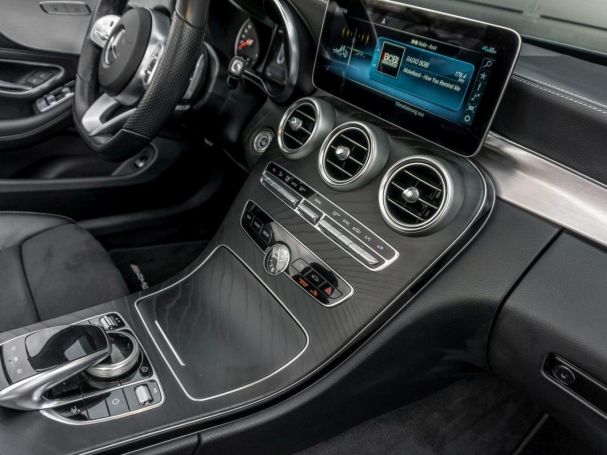 Mercedes-Benz C 300 Cabrio AMG Navi Kamera Spur-Paket Airscarf
