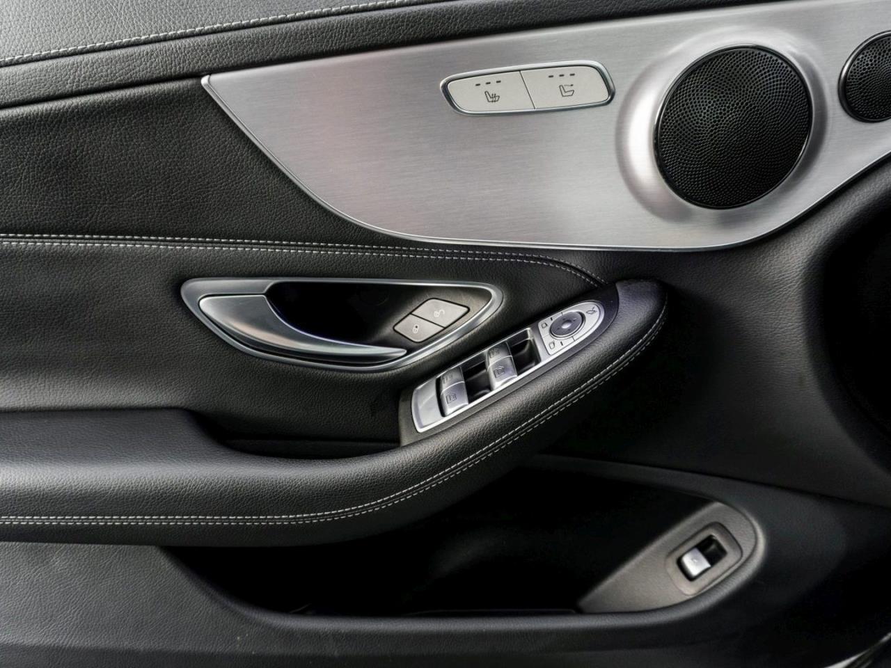 Mercedes-Benz C 300 Cabrio AMG Navi Kamera Spur-Paket Airscarf