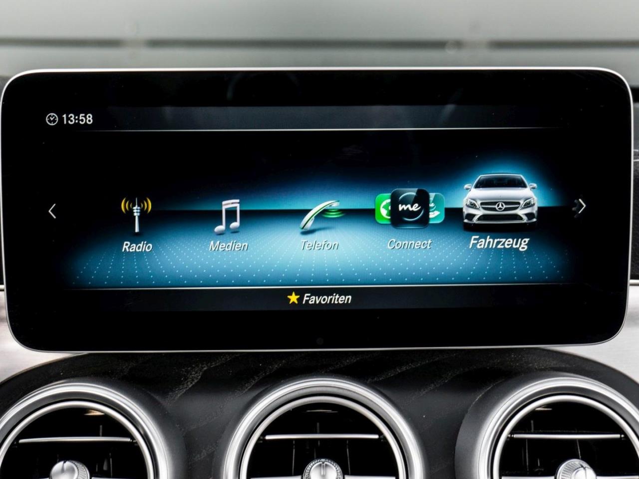 Mercedes-Benz C 300 Cabrio AMG Navi Kamera Spur-Paket Airscarf