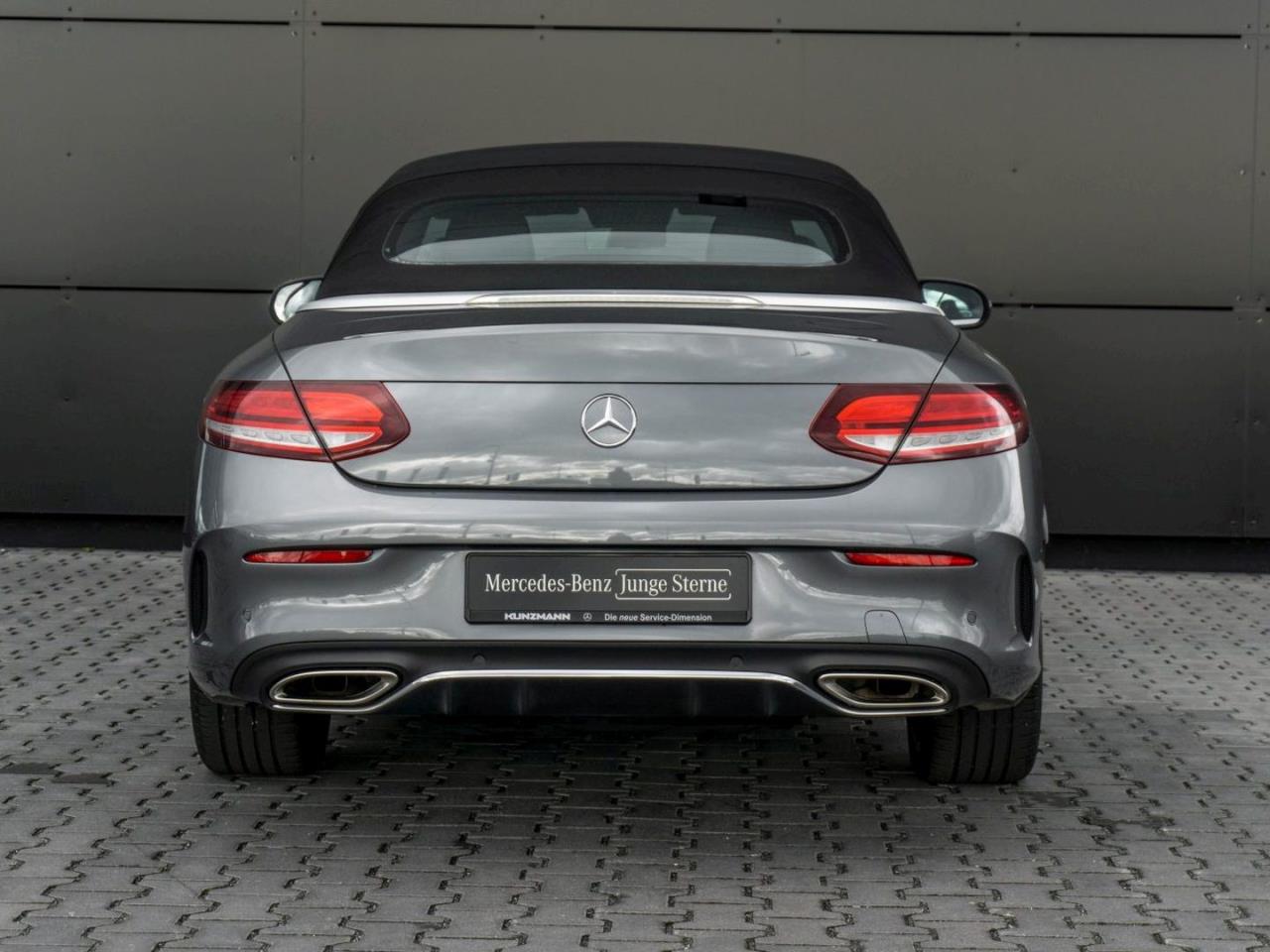 Mercedes-Benz C 300 Cabrio AMG Navi Kamera Spur-Paket Airscarf