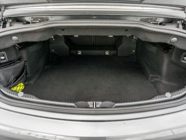 Mercedes-Benz C 300 Cabrio AMG Navi Kamera Spur-Paket Airscarf