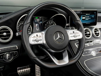 Mercedes-Benz C 300 Cabrio AMG Navi Kamera Spur-Paket Airscarf