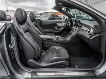 Mercedes-Benz C 300 Cabrio AMG Navi Kamera Spur-Paket Airscarf