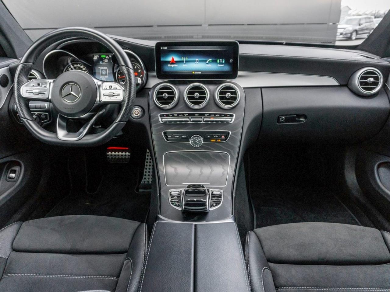 Mercedes-Benz C 200 Coupé AMG Panorama Distronic Kamera