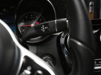 Mercedes-Benz C 180 T Avantgarde Panorama Kamera Spur-Paket