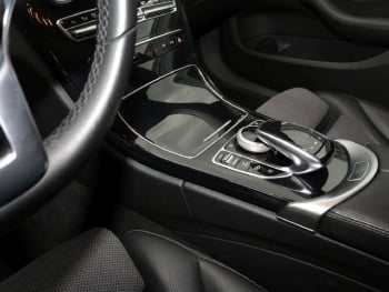 Mercedes-Benz C 180 T Avantgarde Panorama Kamera Spur-Paket