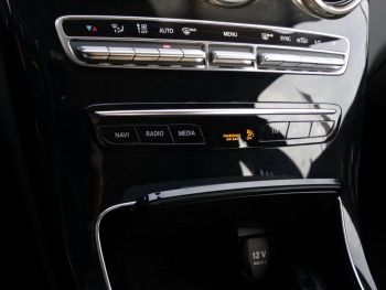 Mercedes-Benz C 200 d T Navi LED Kamera SitzkomfortP ParkPaket