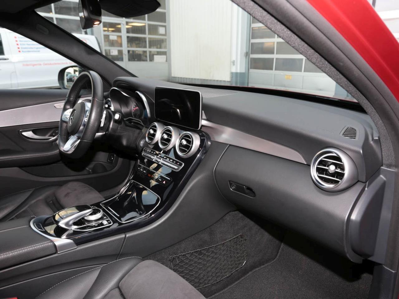 Mercedes-Benz C 200 d T AMG Night AHK EasyPack ParkPaket