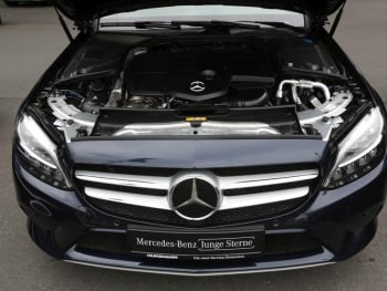 Mercedes-Benz C 220 d 4M T Navi Distronic AHK Kamera Keyless