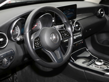 Mercedes-Benz C 220 d 4M T Navi Distronic AHK Kamera Keyless