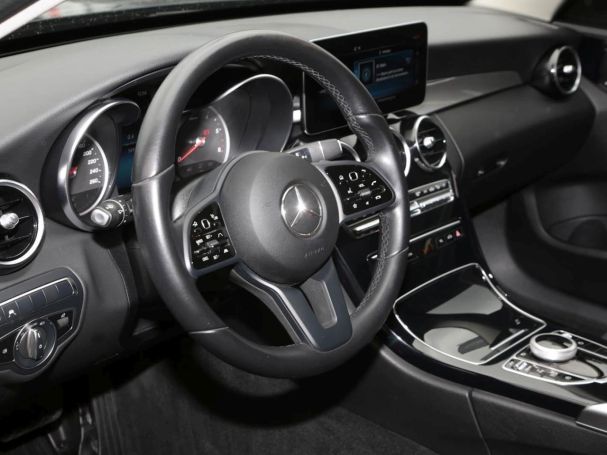 Mercedes-Benz C 220 d 4M T Navi Distronic AHK Kamera Keyless Mercedes-Benz C 220 d 4M T Navi Distronic AHK Kamera Keyless