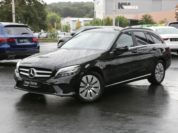 Mercedes-Benz C 220 d 4M T MBUX Navi LED Kamera Tempomat