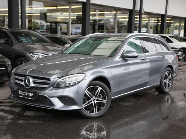 Mercedes-Benz C 220 d 4M T Avantgarde Comand Kamera AHK  