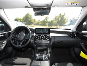 Mercedes-Benz C 300 d 4M T Avantgarde Comand Standheizung LED