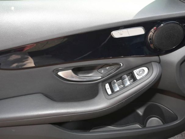 Mercedes-Benz C 300 d 4M T Avantgarde Comand Standheizung LED Mercedes-Benz C 300 d 4M T Avantgarde Comand Standheizung LED