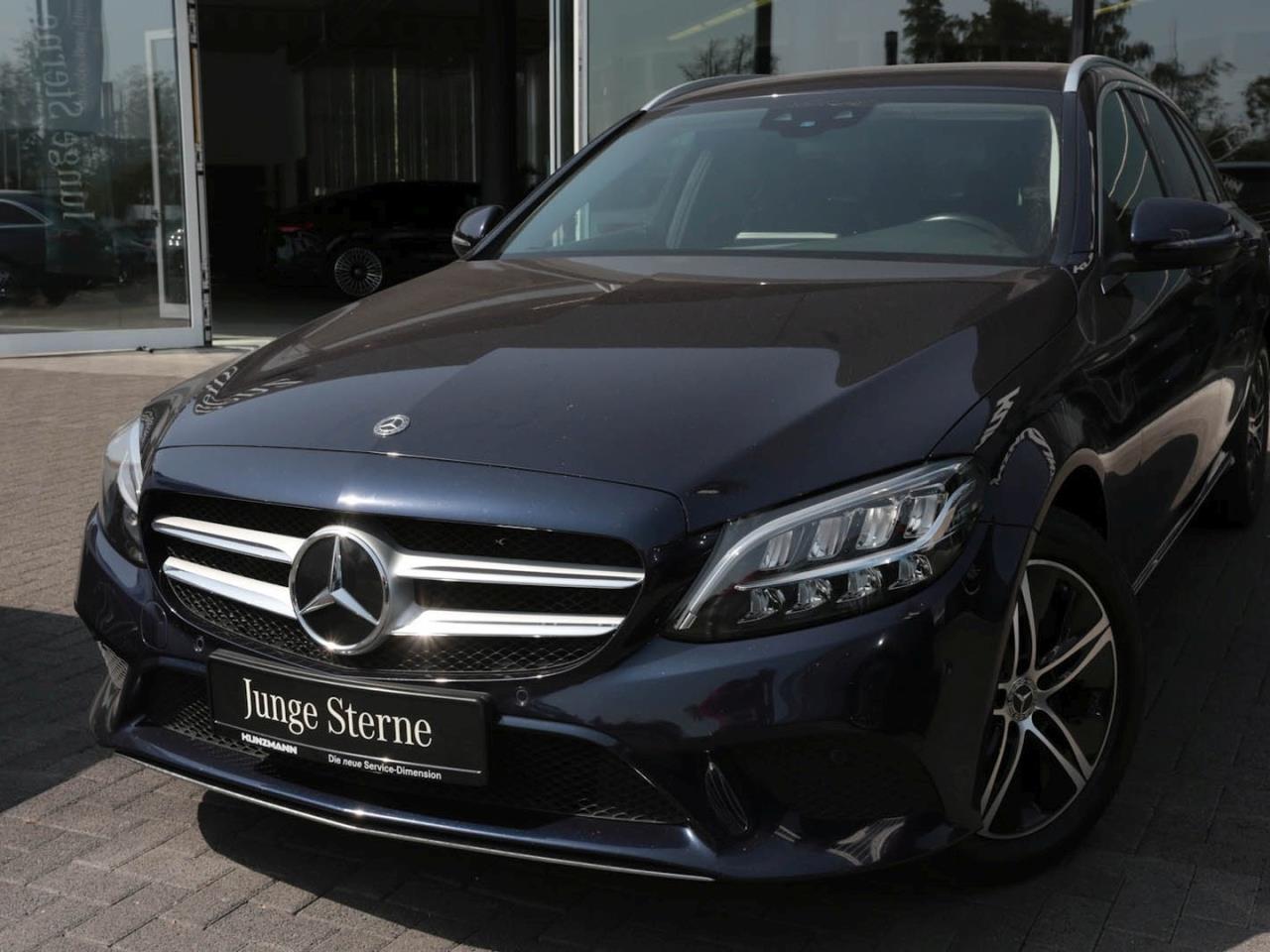 Mercedes-Benz C 300 d 4M T Avantgarde Comand Standheizung LED