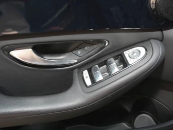 Mercedes-Benz C 300 d 4M T Avantgarde Comand Standheizung LED