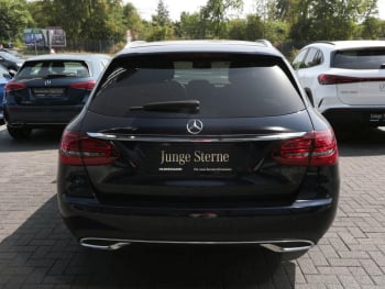 Mercedes-Benz C 300 d 4M T Avantgarde Comand Standheizung LED