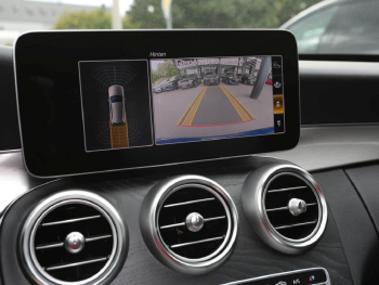 Mercedes-Benz C 300 d T AMG Navi Distronic Spur-Paket AHK